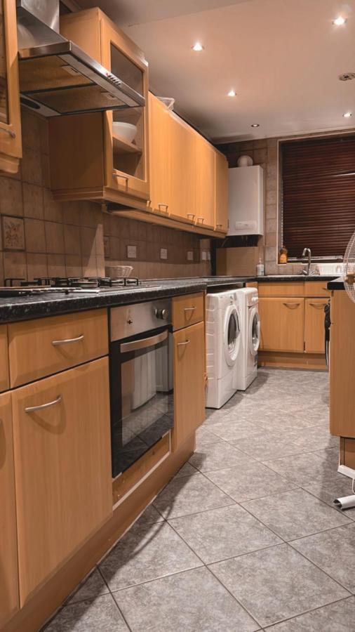 London Property Apartments For Up To 6, Next To Big Ben & London Eye Esterno foto