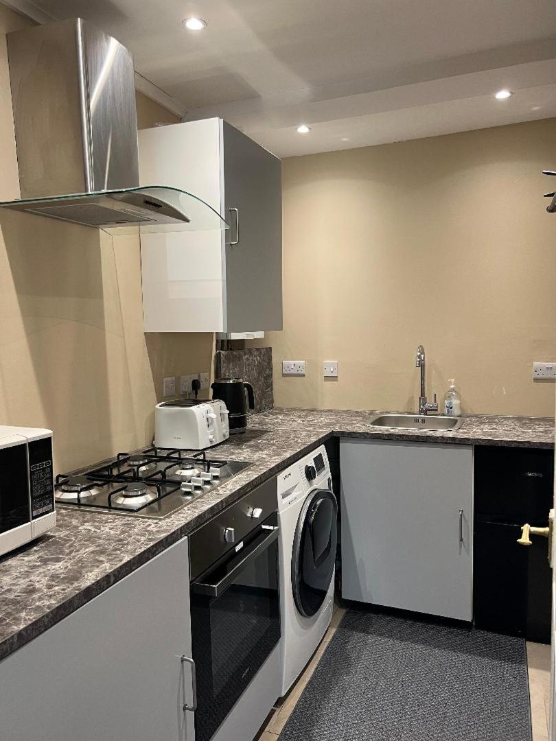 London Property Apartments For Up To 6, Next To Big Ben & London Eye Esterno foto